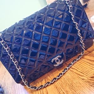 Black patent maxi double flap